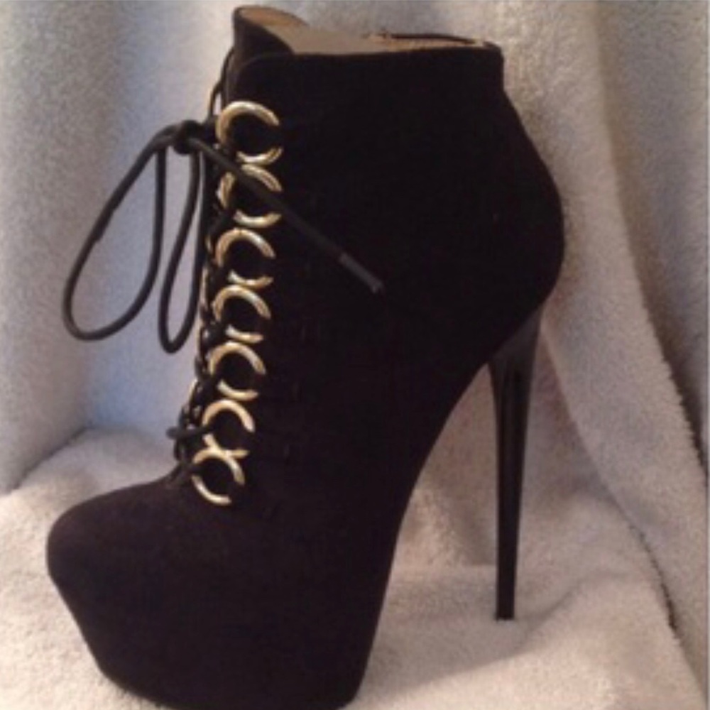 STILETTO PLATFORM BLACK ANKLE BOOTS